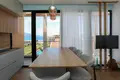 Apartamento vacacional de lujo en alquiler diario junto a la playa y con piscina en Radhima Vlora, Albania