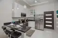 Кондо 2 спальни 6 667 м² West Bay, Гондурас