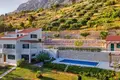 Casa 4 habitaciones 330 m² Grad Omis, Croacia