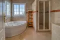Haus 4 Schlafzimmer 203 m² Malaga, Spanien