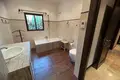 7 bedroom house  Urbanizacion Dona Pepa, Spain