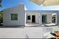 Bungalow de 3 dormitorios 200 m² en Peyia, Chipre
