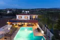 Dom 4 pokoi 180 m² Pafos, Cypr