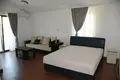 Villa 17 habitaciones 1 000 m² Stanisici, Montenegro