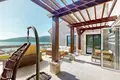 Wohnung 4 Schlafzimmer 235 m² Lustica, Montenegro