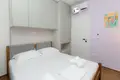 Apartamento vacacional de lujo en alquiler diario junto a la playa y con piscina en Radhima Vlora, Albania