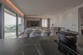 Attique 2 chambres 140 m² Becici, Monténégro