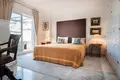 2 bedroom apartment 91 m² Marbella, Spain