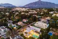 5 bedroom villa 667 m² San Pedro Alcantara, Spain