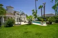 Haus 4 Schlafzimmer 239 m² San Pedro Alcantara, Spanien