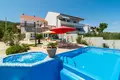 Dom 3 pokoi 340 m² Grad Trogir, Chorwacja