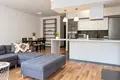 Дом 5 комнат 200 м² в Варшаве, Польша