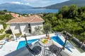 5-Schlafzimmer-Villa 350 m² Denovici, Montenegro