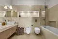 Mieszkanie 4 pokoi 134 m² Warszawa, Polska
