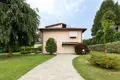 Villa 7 chambres 320 m² Montano Lucino, Italie