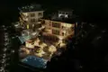 villa de 5 dormitorios 600 m² Rijeka Rezevici, Montenegro