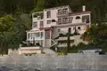Casa 6 habitaciones 400 m², Montenegro