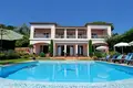 villa de 5 dormitorios 330 m² en Francia, Francia