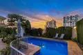 6-Schlafzimmer-Villa 728 m² Torrevieja, Spanien