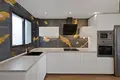 Mieszkanie 2 pokoi 80 m² Casares, Hiszpania