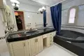 Haus 5 Schlafzimmer 400 m² Dos Hermanas, Spanien