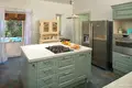 Дом 4 спальни 210 м² Лун, Хорватия