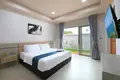 Villa de tres dormitorios 215 m² Chalong, Tailandia