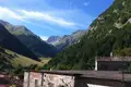House 17 rooms 560 m² Montemonaco, Italy