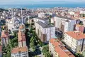 Complejo residencial Residence with a swimming pool, a restaurant and lounge areas close to highways and the sea, Istanbul, Turkey