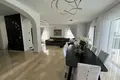 Villa de tres dormitorios 260 m² Finestrat, Španjolska