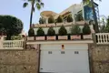 Haus 7 Schlafzimmer 680 m² Dos Hermanas, Spanien