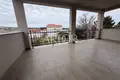 4 bedroom house 214 m² Barbat, Croatia