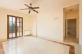 4 bedroom house 276 m² Dos Hermanas, Spain