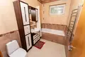 Дом  Ждановичи, Беларусь