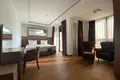 Квартира 3 спальни  Будва, Черногория