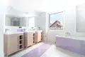 Room 280 m² in Pomeranian Voivodeship, Poland
