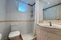 Mieszkanie 3 pokoi 133 m² Torrevieja, Hiszpania