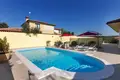 villa de 5 chambres 194 m² Galizana, Croatie