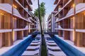 Complexe résidentiel New residence with a hotel and a spa center, 50 meters from Bang Tao Beach, Phuket, Thailand