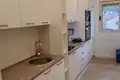 Wohnung 3 Schlafzimmer  in Becici, Montenegro