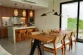 Willa 3 pokoi 235 m² Selong Belanak, Indonezja
