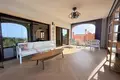 Haus 5 Schlafzimmer 352 m² Dos Hermanas, Spanien