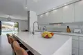 6 bedroom house 243 m² Dos Hermanas, Spain