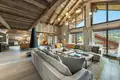 Chalet 6 bedrooms  in Les Allues, France