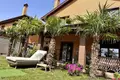Haus 4 zimmer 200 m² Fontanka, Ukraine