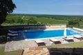 7 bedroom villa 900 m² Grad Porec, Croatia