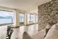 villa de 5 dormitorios 240 m² Tivat, Montenegro