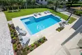 Villa 8 bedrooms 390 m² Padenghe sul Garda, Italy