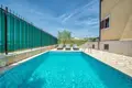 Вилла 4 спальни 350 м² община Медулин, Хорватия