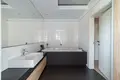 Haus 7 zimmer 680 m² Warschau, Polen